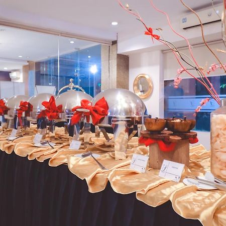 Saka Hotel Medan Sunggal Екстер'єр фото