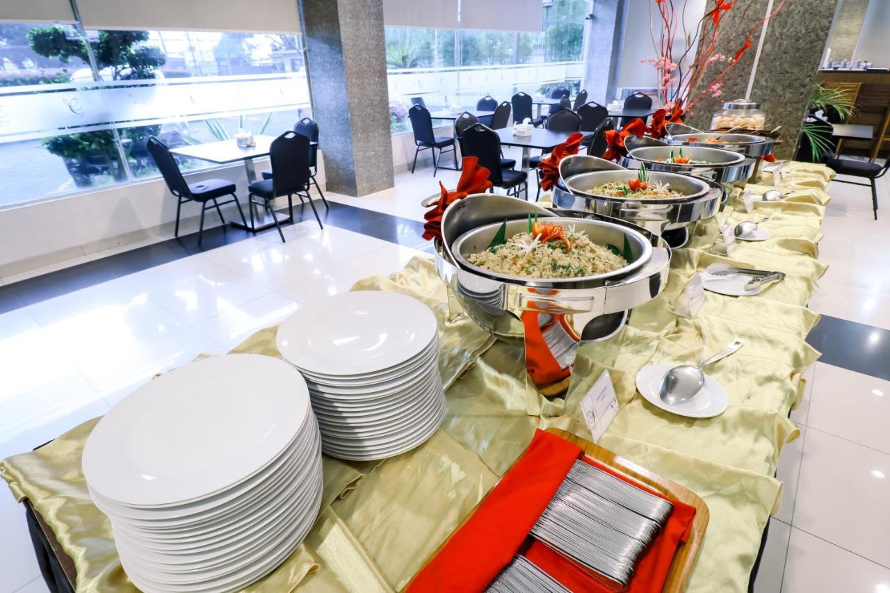 Saka Hotel Medan Sunggal Екстер'єр фото